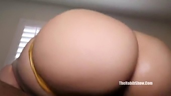 Santana Red'S Voluptuous Derriere Gets Pounded By Black Cock