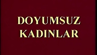 Turkish Couple Enjoys Passionate Kissing And Tit Play