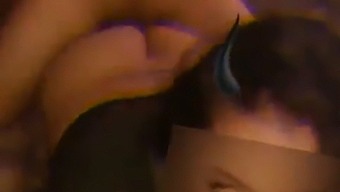 ฉันสนุกกับการถูก Cuckolded ในขณะที่เพื่อนของฉันมีเพศกับฉัน